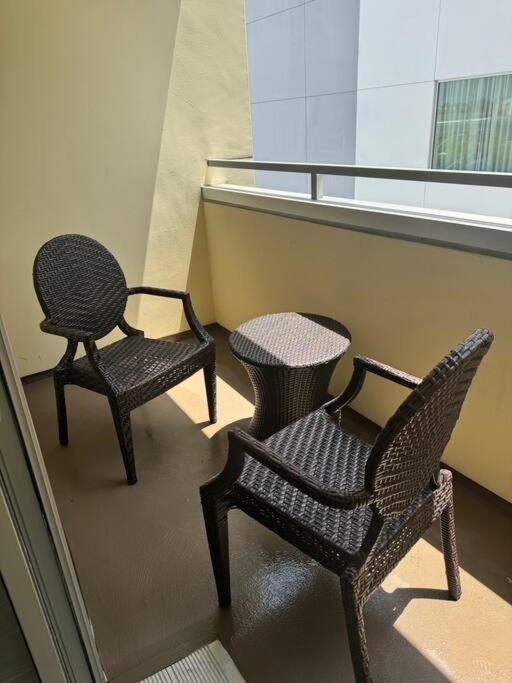 The Carlton- Modern-Luxury 2 Master Suites In Hrt Of Sm Steps To Ocean Ave Los Angeles Kültér fotó