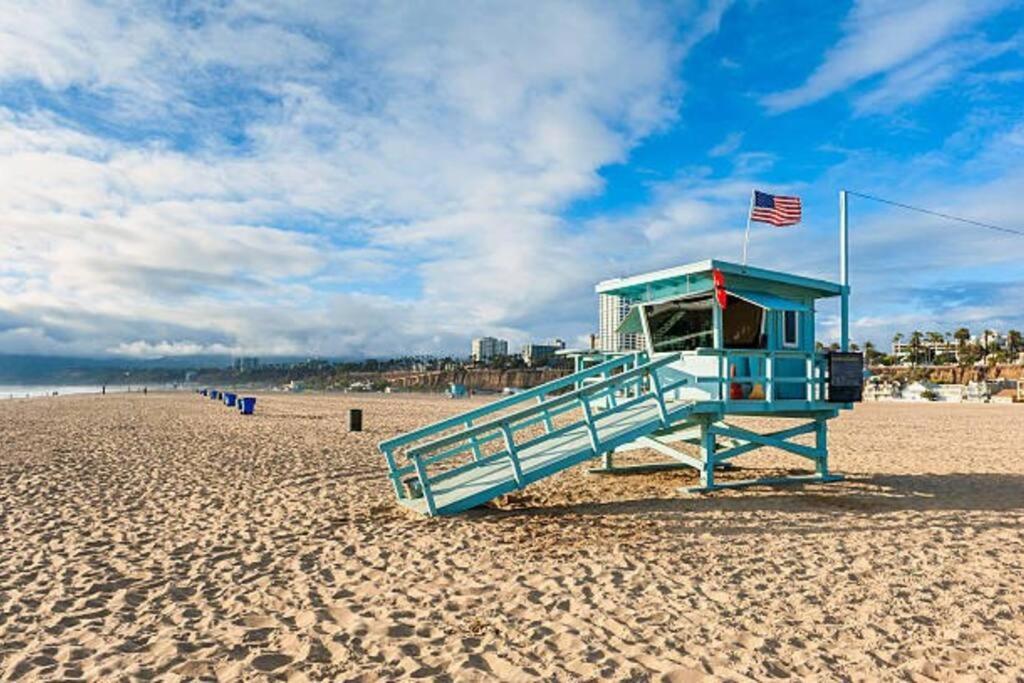 The Carlton- Modern-Luxury 2 Master Suites In Hrt Of Sm Steps To Ocean Ave Los Angeles Kültér fotó