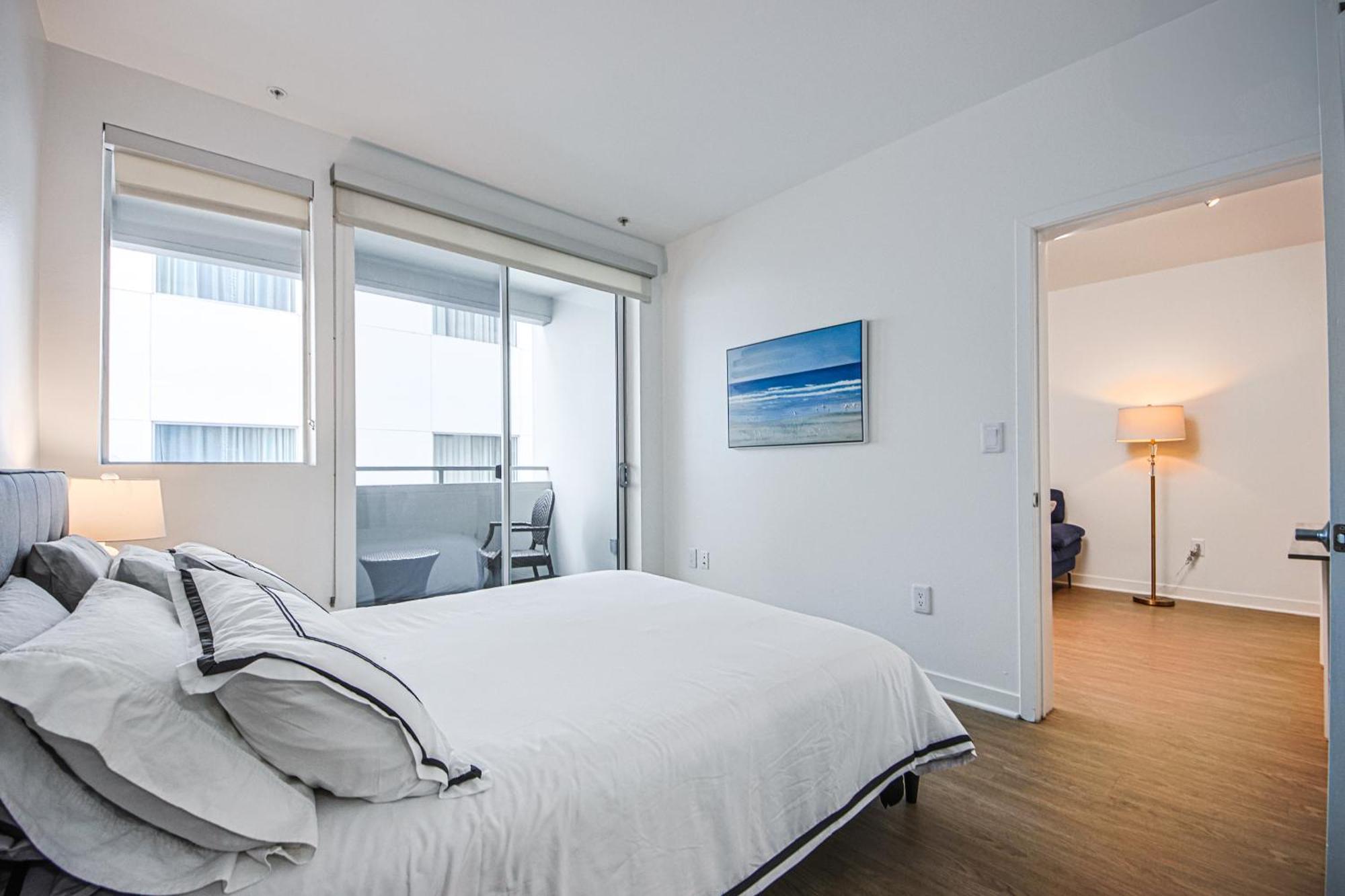 The Carlton- Modern-Luxury 2 Master Suites In Hrt Of Sm Steps To Ocean Ave Los Angeles Kültér fotó